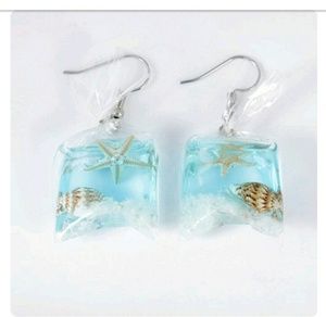 Bagged resin Starfish earrings